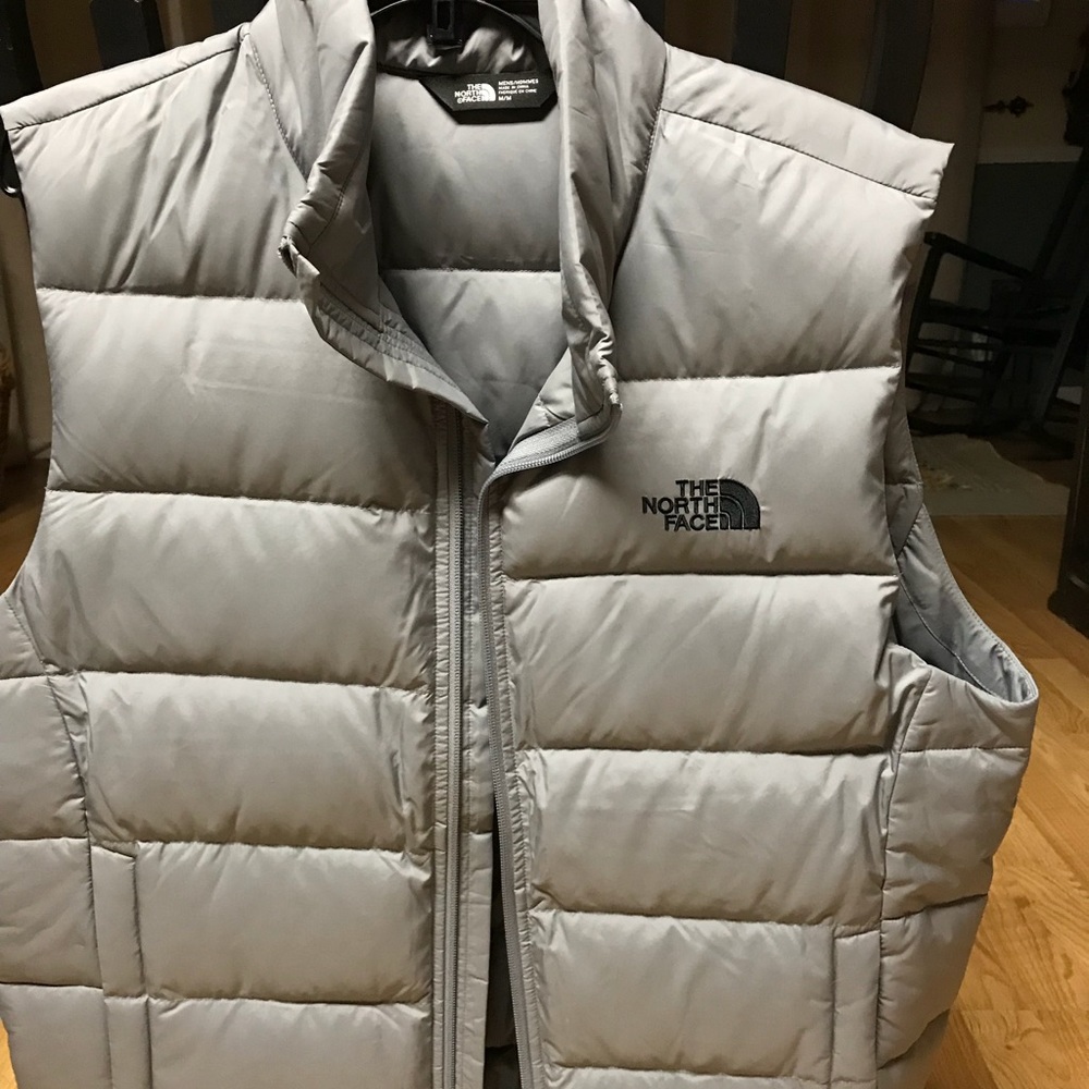North face puffa vest